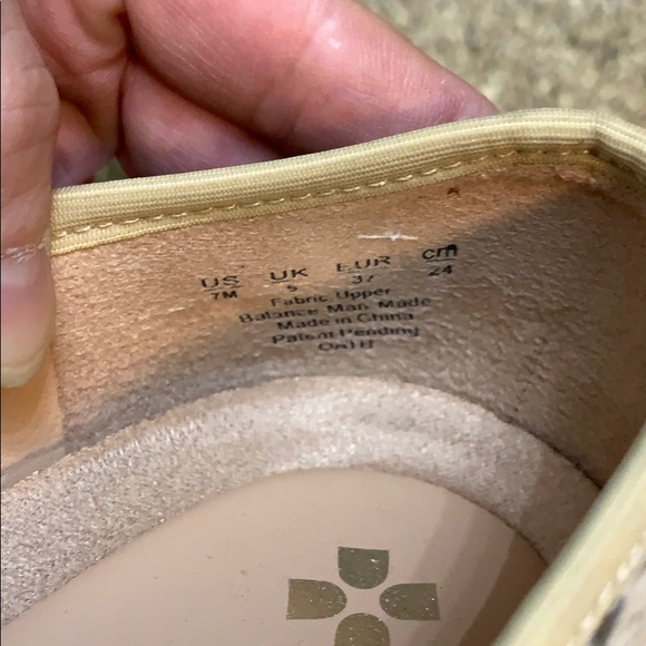 Naturalizer faux snake skin pumps - Picture 5 of 5